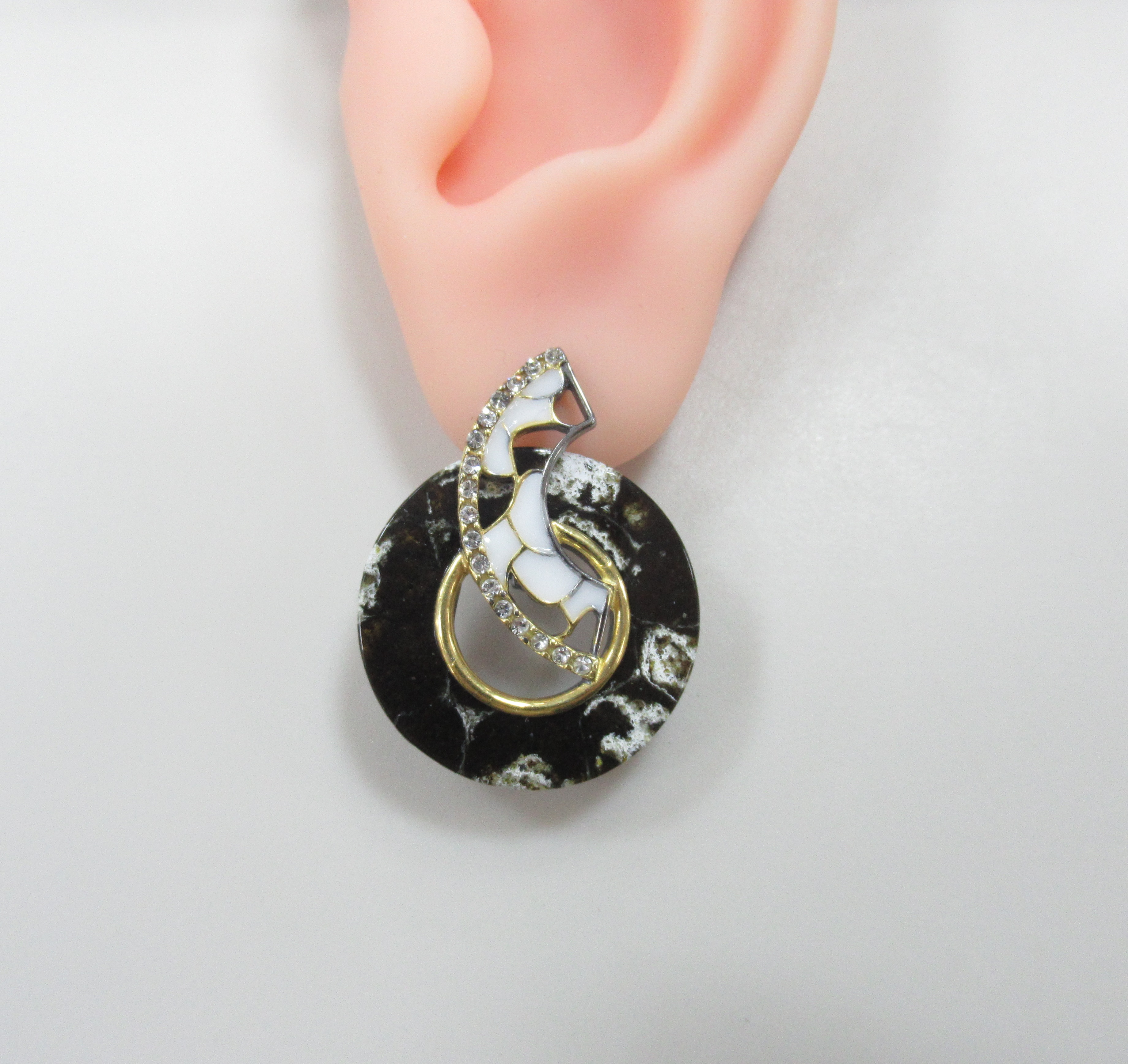 Серебряные серьги с янтарем